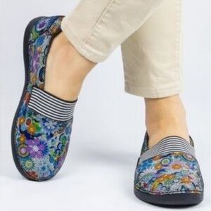 Alegria by PG Lite Glee Hippie Chic‎ Dottie Slip-Ons - GLE-356 Size 39